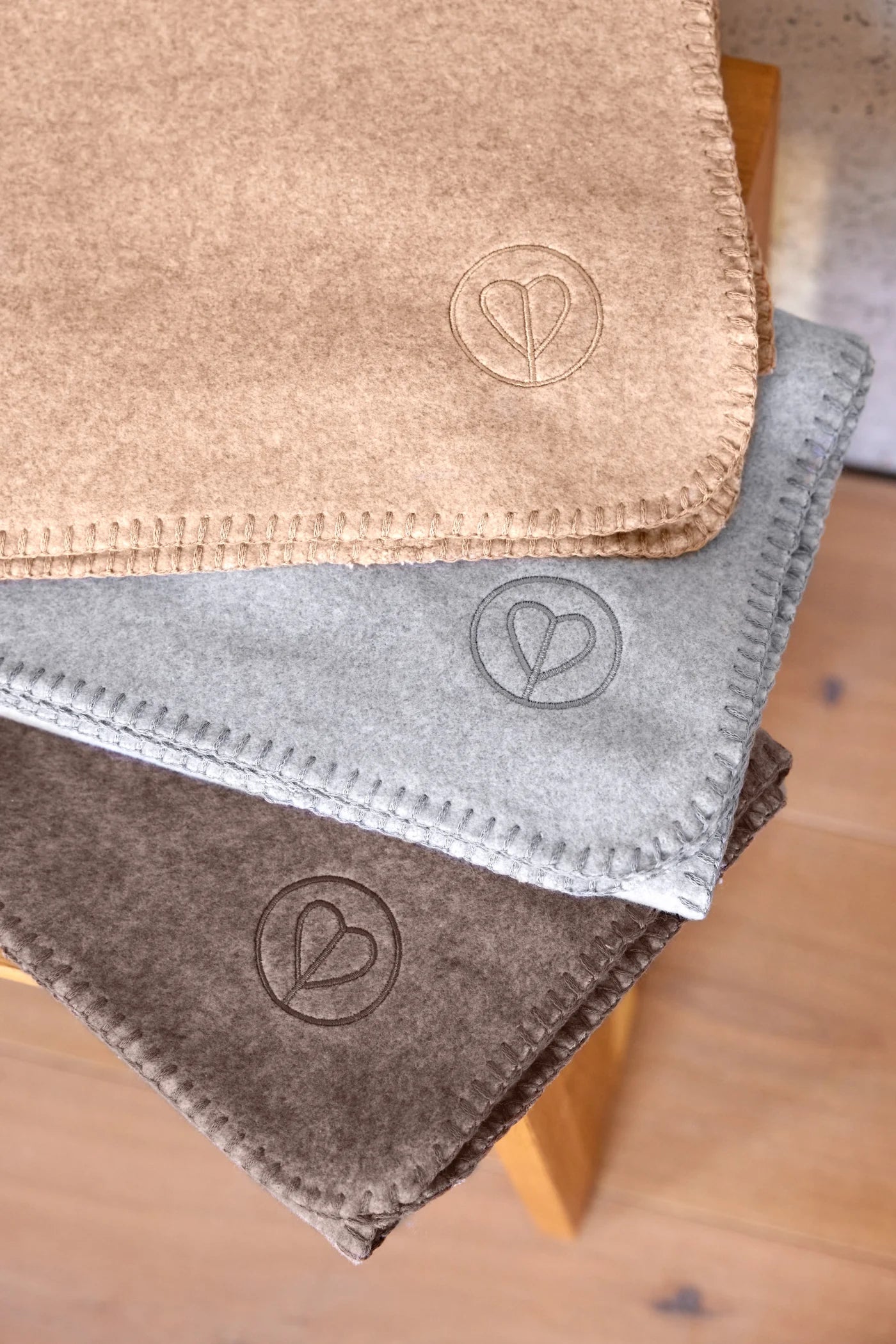 Hundedecke Mathilda Walnuss