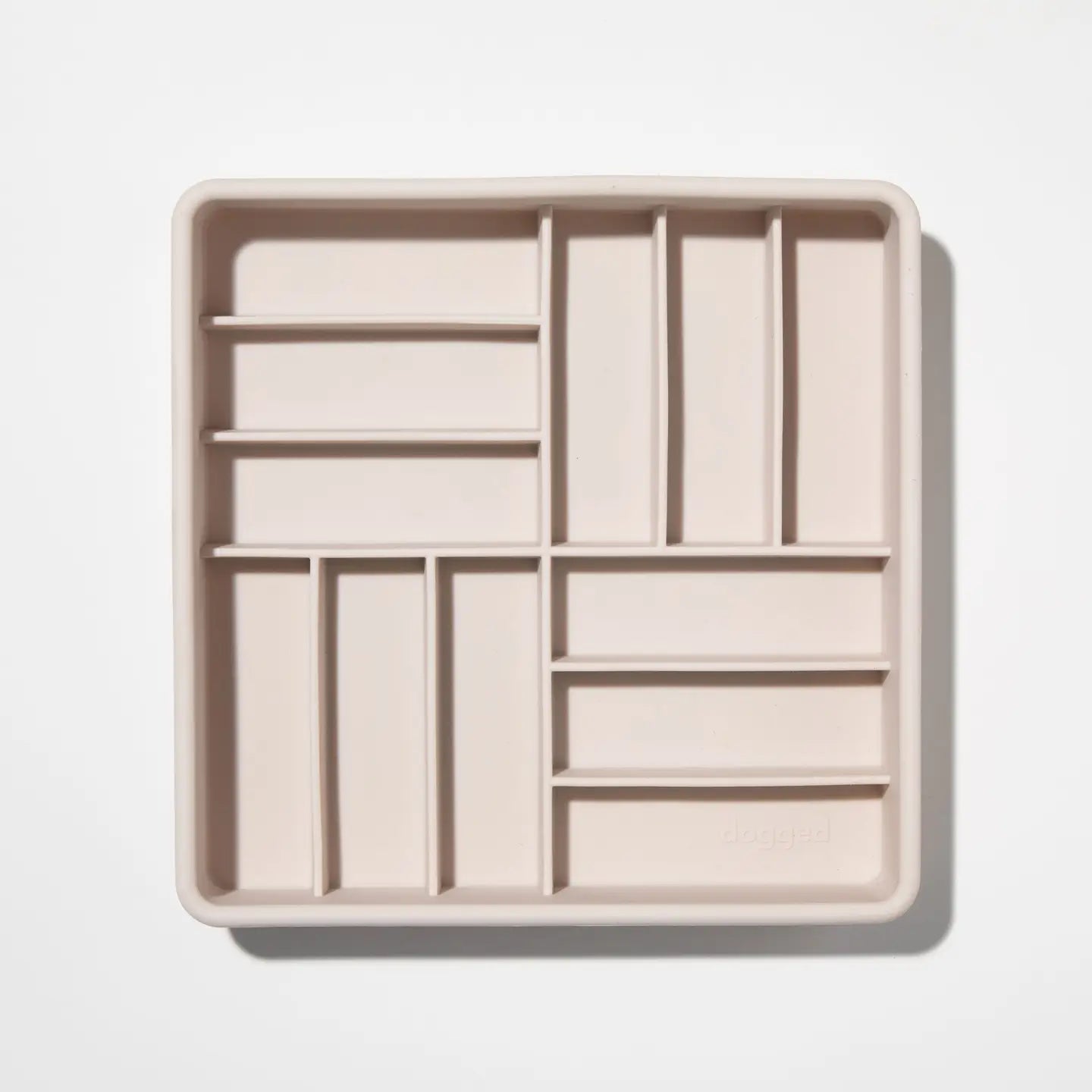 3-in-1 Slow Feeder Parquet Sand