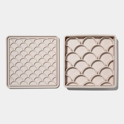 3-in-1 Slow Feeder Scales Sand