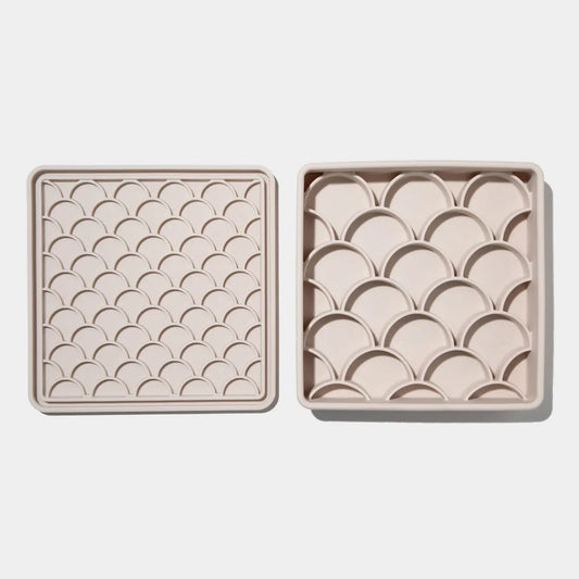 3-in-1 Slow Feeder Scales Sand