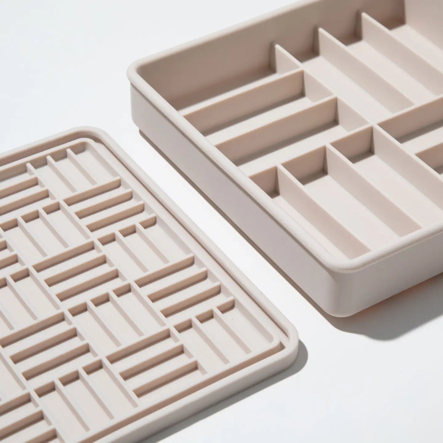 3-in-1 Slow Feeder Parquet Sand