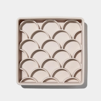 3-in-1 Slow Feeder Scales Sand