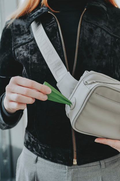 Crossbody-Tasche Seoul inkl. Decke Greige