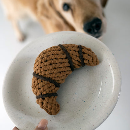 Hundespielzeug Chrissy Croissant