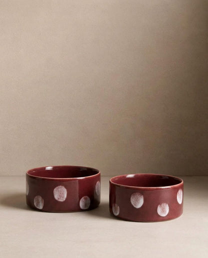 EGG BACK HOME Hundenapf Pop Dots Burgunder 2er-Set – Größenvergleich