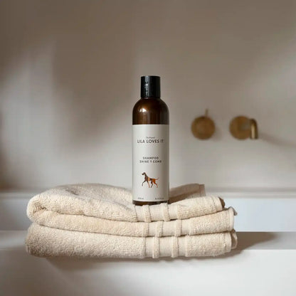 Hundeshampoo Shine & Comb