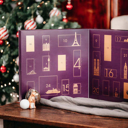 LILA LOVES IT Adventskalender 2026 – geöffneter Kalender mit 24 Türchen