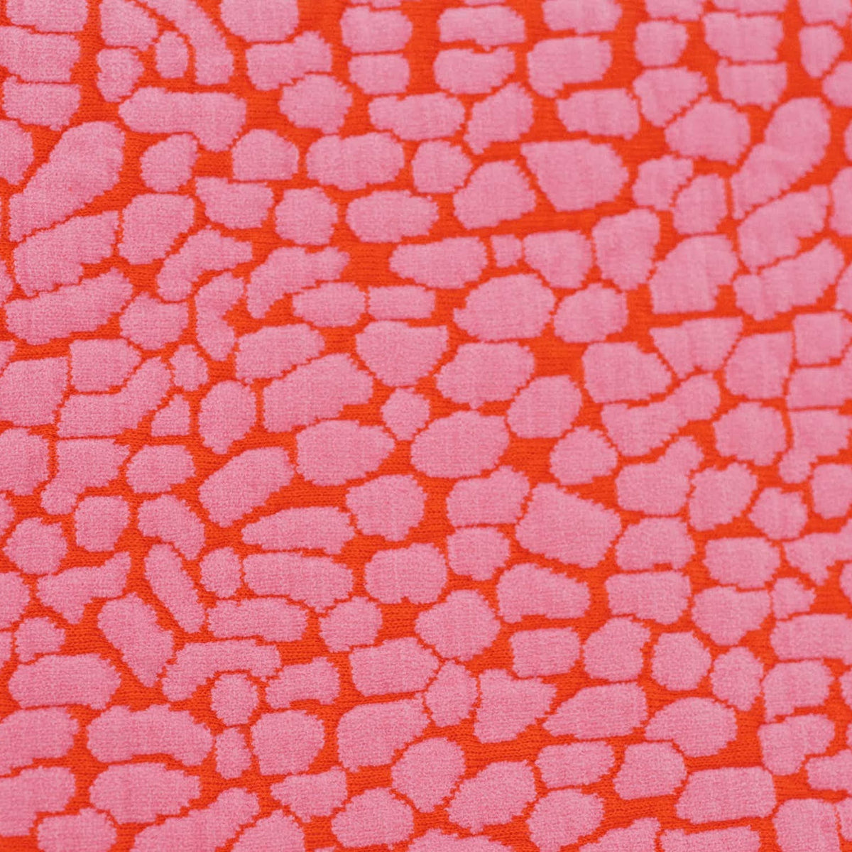 lumiies Studio Nest Pink Lava – Chenille-Wolkenstruktur