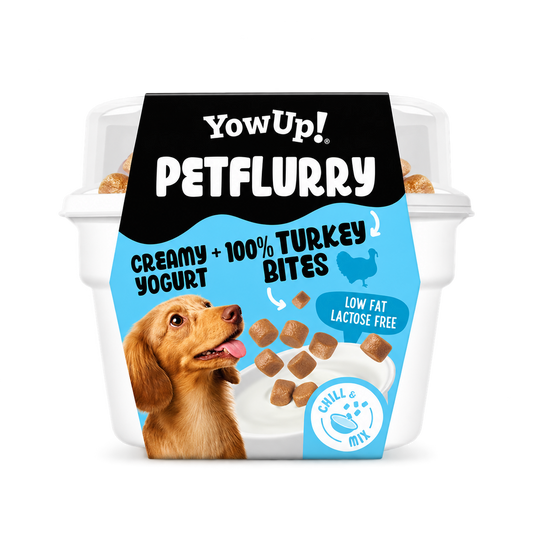 YOWUP! PetFlurry Pute 130 g – Joghurt-Snack für Hunde, freigestellt